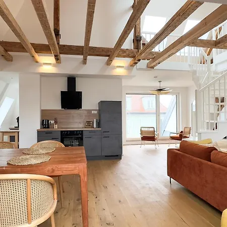 Modernes Maisonette-apartment Mit Terrasse I