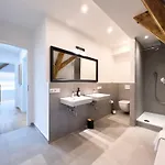Modernes Maisonette-apartment Mit Terrasse I Augsburg