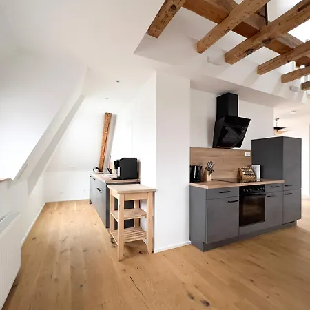 Lejlighed Modernes Maisonette-apartment Mit Terrasse I *