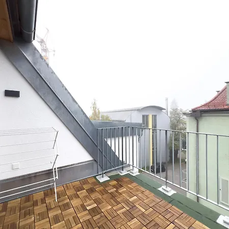 Lejlighed Modernes Maisonette-apartment Mit Terrasse I *