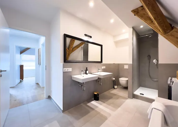 Modernes Maisonette-apartment Mit Terrasse I اوغسبورغ